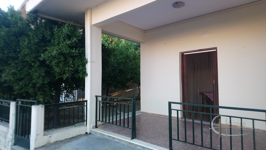 A house with many potentials For Sale in Moires Crete Cretahouses